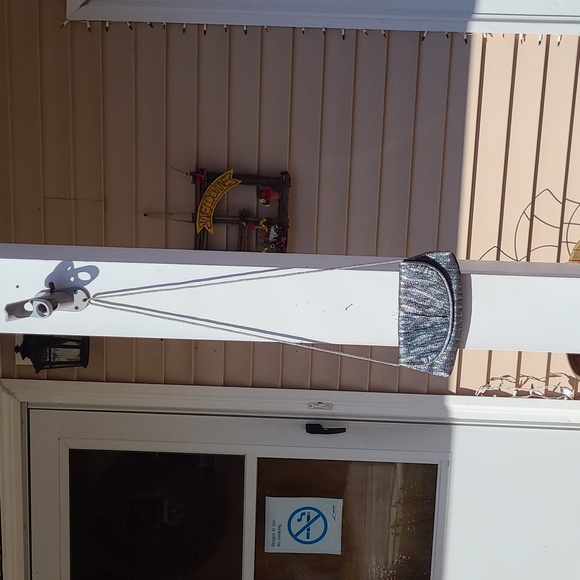 Cache Silver and Black Bag - Picture 7 of 7